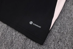 Manchester United 22/23 Half-Zip Training Top and Pants Set B617
