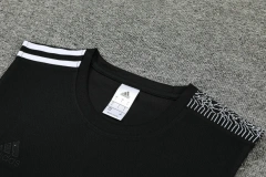 Manchester United 22/23 Training Vest and Shorts Set Black