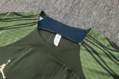 PSG 24/25 Training Shirt and Shorts Set D980