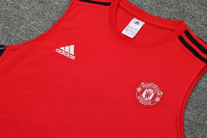 Manchester United 22/23 Training Vest and Shorts Set