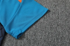 Manchester United 22/23 Training Shirt and Shorts Set