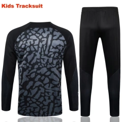 Kids PSG 23/24 Half-Zip Training Sweatshirt and Pants Set E750