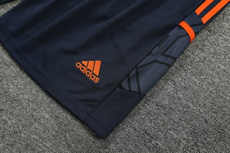 Manchester United 22/23 Training Vest and Shorts Set