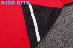 Kids Manchester United 22/23 Half-Zip Training Sweatshirt and Pants Set E630