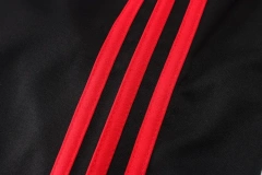 Manchester United 22/23 Training Sweatshirt and Pants Set