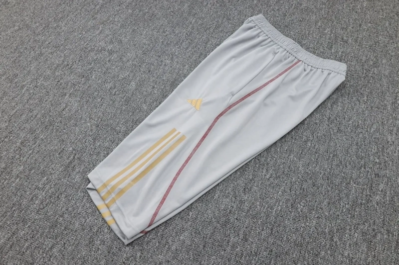 Arsenal 23/24 Training Shirt and 3/4 Pants Set D949