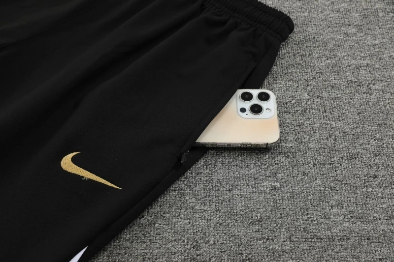 Manchester United 23/24 Half-Zip Hoodie and Pants Set