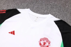 Manchester United 23/24 Training Shirt and 3/4 Pants Set D832