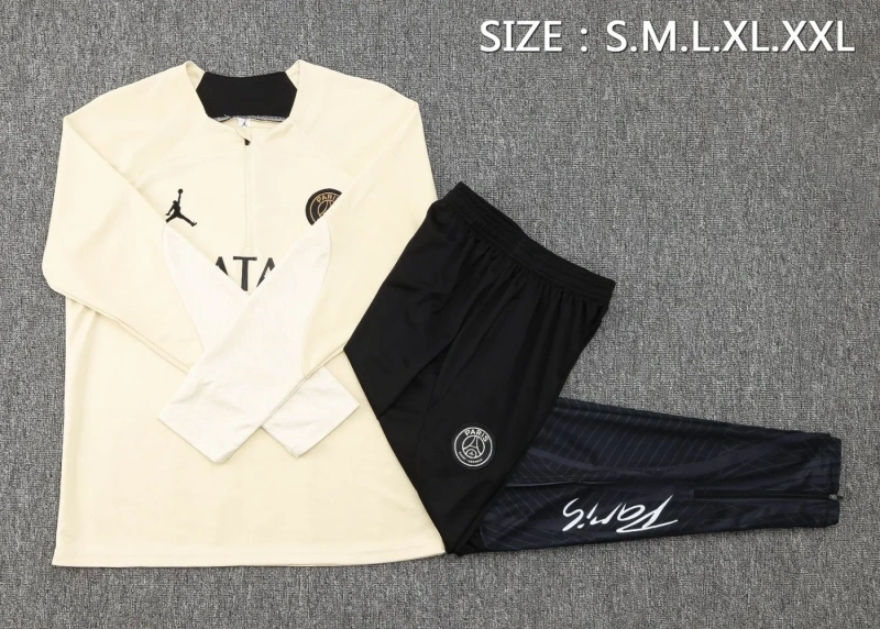 PSG 23/24 Half-Zip Training Top and Pants Set B783