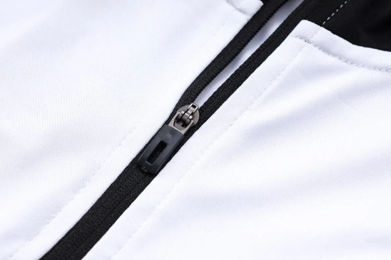 Manchester United 23/24 Half-Zip Training Top and Pants Set White B718