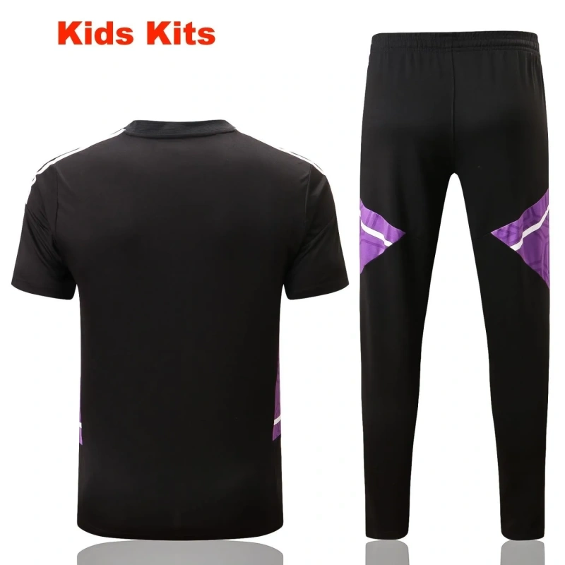 Kids Real Madrid 22/23 Training Shirt and Pants Set E675
