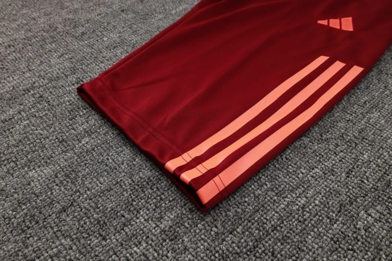 Manchester United 23/24 Training Shirt and 3/4 Pants Set Blue D955