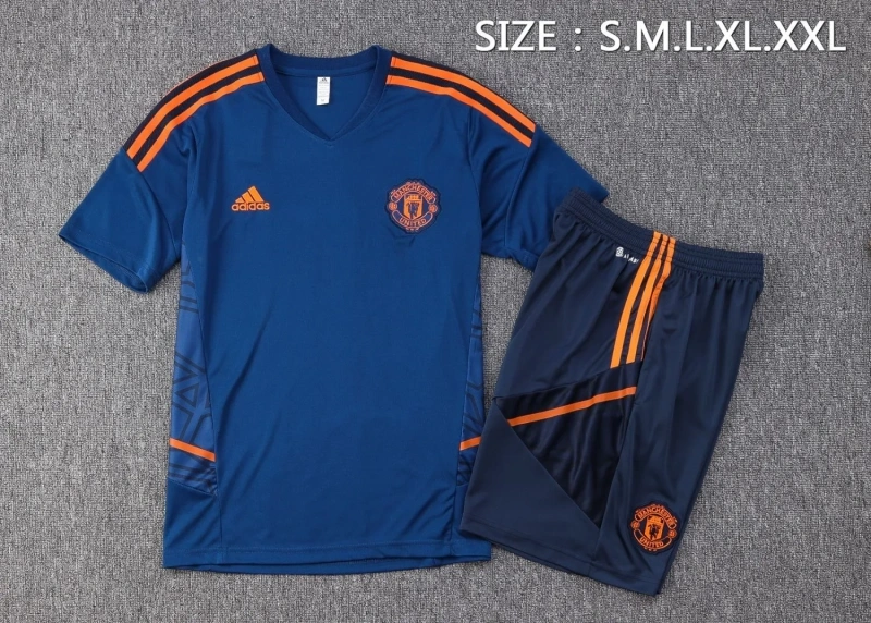 Manchester United 22/23 Training Shirt and Shorts Set D755