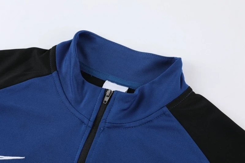 Mens 23/24 Half-Zip Training Top and Pants Set NB03