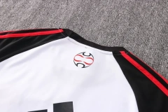 Manchester United 22/23 Training Sweatshirt and Pants Set