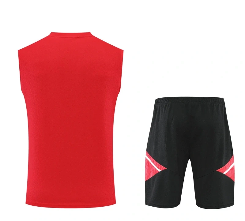 Manchester United 22/23 Training Vest and Shorts Set