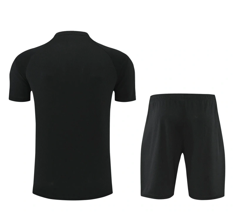Manchester United 22/23 Training Shirt and Shorts Set Black