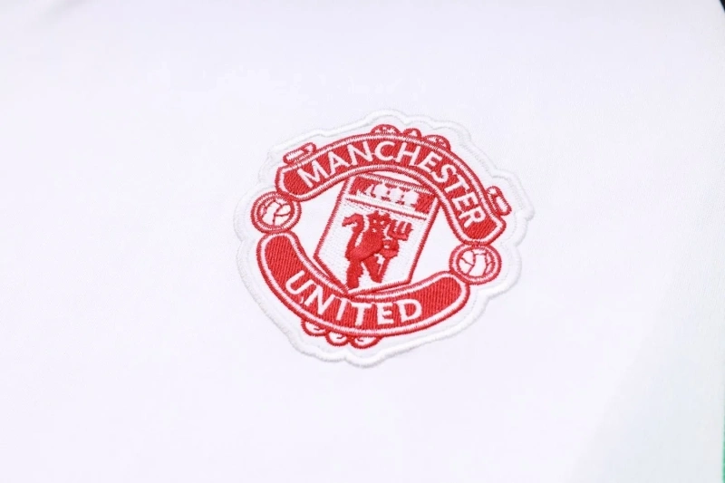 Manchester United 23/24 Training Shirt and 3/4 Pants Set D832