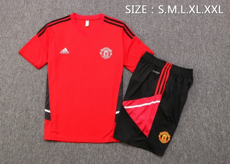 Manchester United 22/23 Training Shirt and Shorts Set D660