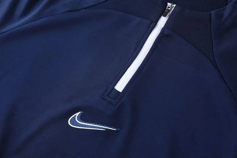 Mens 23/24 Half-Zip Training Top and Pants Set NB01