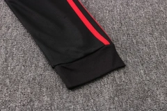 Manchester United 22/23 Training Sweatshirt and Pants Set