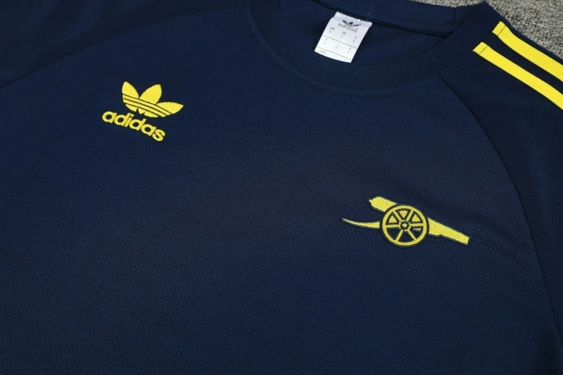 Arsenal 24/25 Training Shirt and Shorts Set