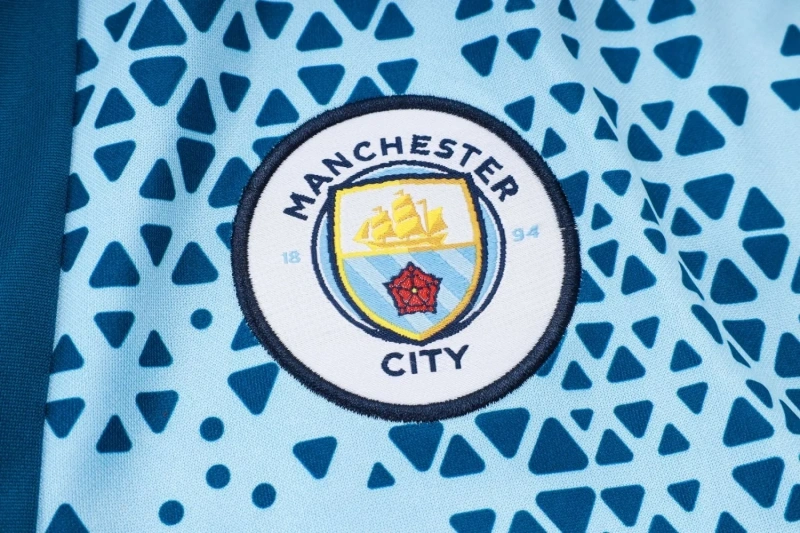 Manchester City 23/24 Training Shirt and Shorts Set D925