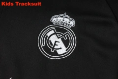 Kids Real Madrid 23/24 Half-Zip Training Sweatshirt and Pants Set Black E739