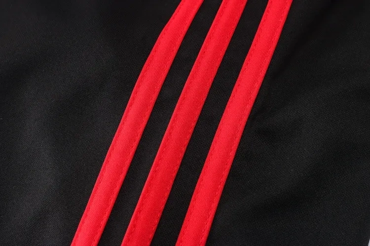 Manchester United 22/23 Training Sweatshirt and Pants Set
