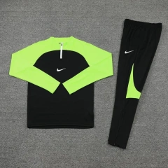 Mens 23/24 Half-Zip Training Top and Pants Set NB02 - 3