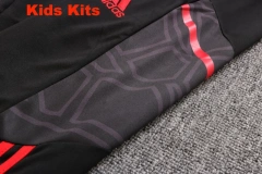 Kids Manchester United 22/23 Training Shirt and Pants Set E671