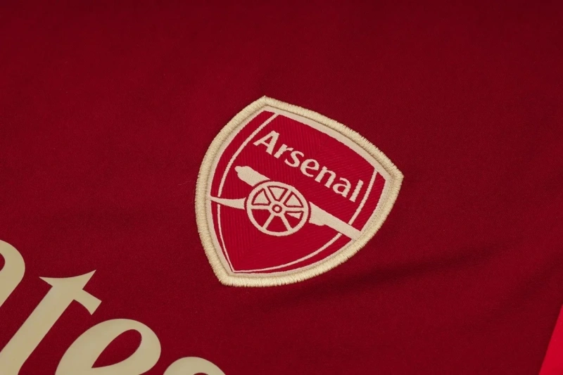 Arsenal 23/24 Training Shirt and 3/4 Pants Set D949