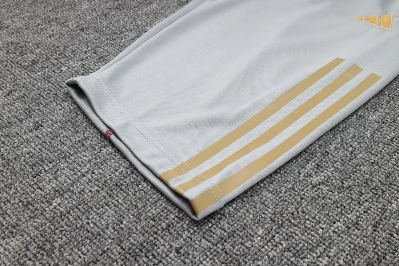 Arsenal 23/24 Training Shirt and 3/4 Pants Set D949