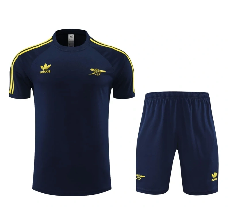 Arsenal 24/25 Training Shirt and Shorts Set