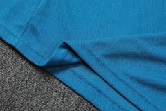 Manchester United 22/23 Training Shirt and Shorts Set