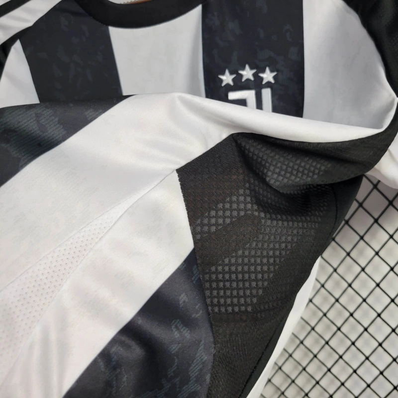 Juventus home 24/25 shirt+shorts+sock kit Football team shirt Jersey