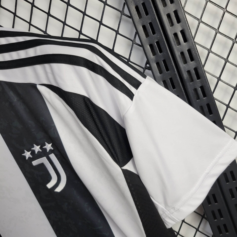 Juventus home KIDS 24/25 shirt+shorts+sock kit Football team shirt Jersey