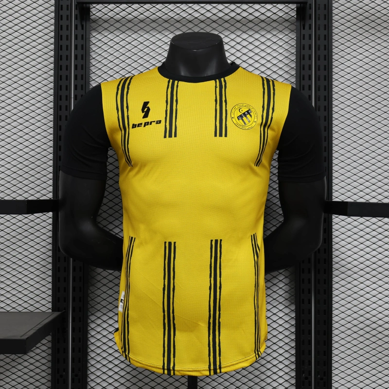 Player USMH Home 1 24/25 Football team shirt Jersey Sports shirt