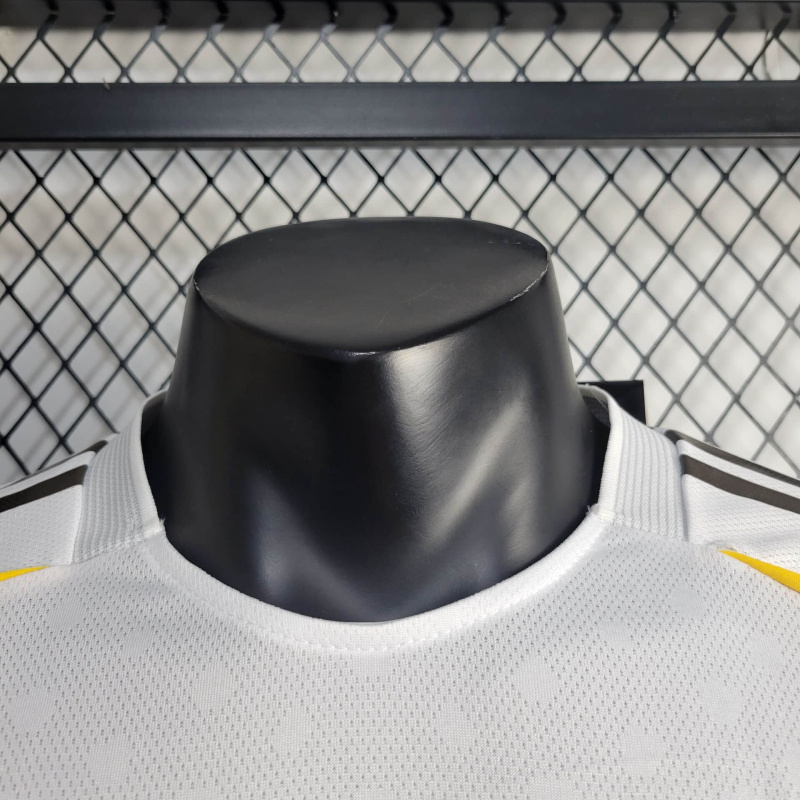 Player Real Madrid Home 25/26 Football team shirt Jersey Sports shirt