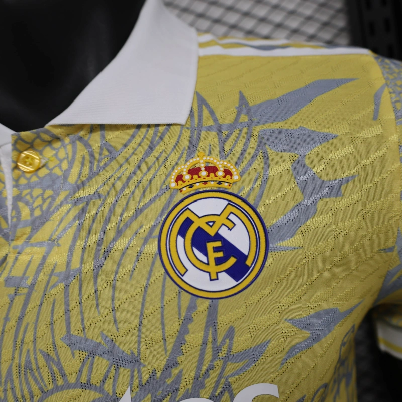 player Real Madrid The Year of the Loong Limited Edition 24/25 Football team shirt Jersey Sports shirt