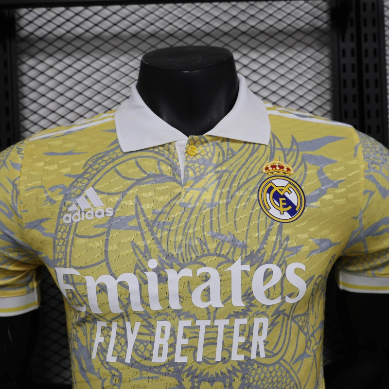 player Real Madrid The Year of the Loong Limited Edition 24/25 Football team shirt Jersey Sports shirt