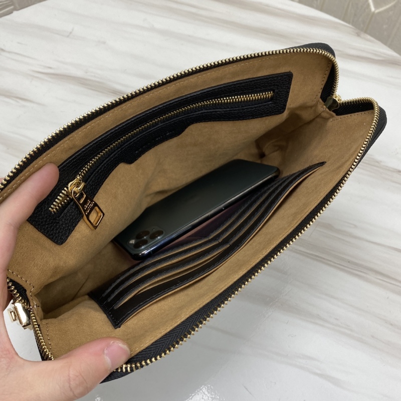 LV size  29X18X3.5  CM
