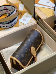 LV  Original 1:1 replica