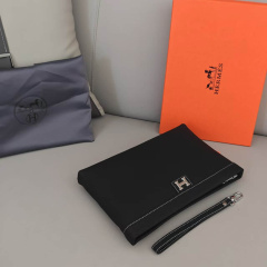 HERMES  size  28*18*3cm