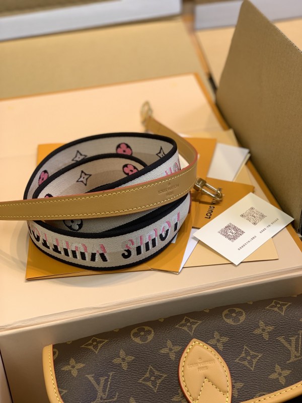 LV  Original 1:1 replica