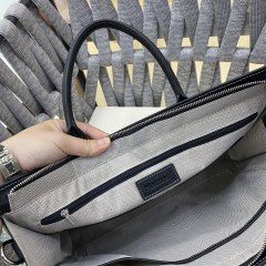 HERMES size 38X29X7 CM
