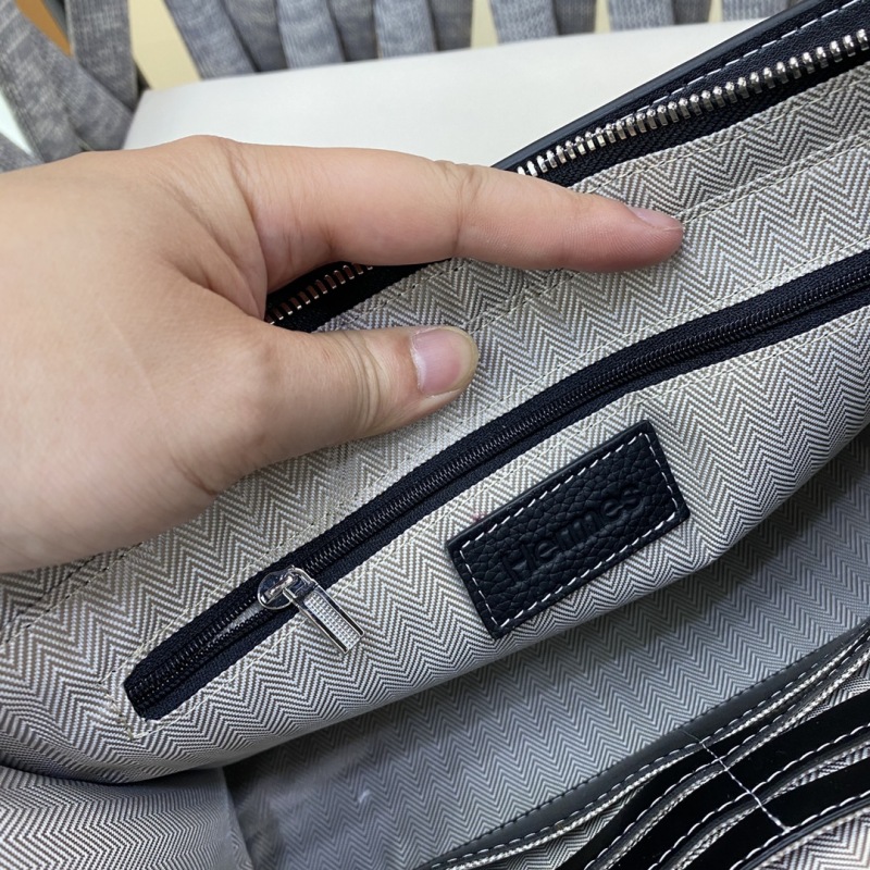 HERMES size