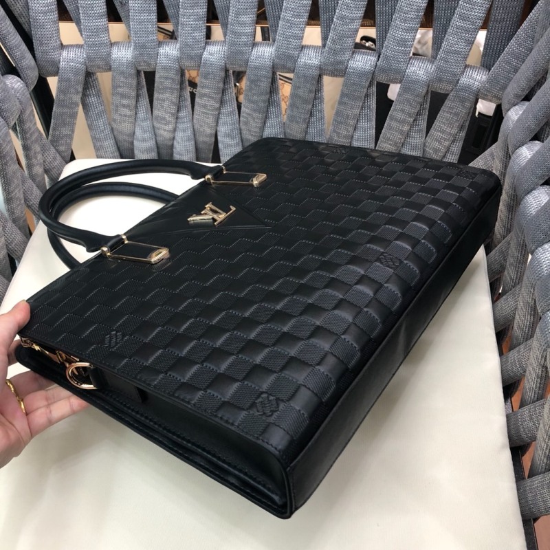 LV size  40X30X6  CM