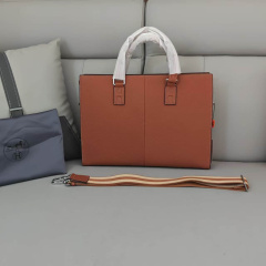 HERMES  size  39*29*7cm