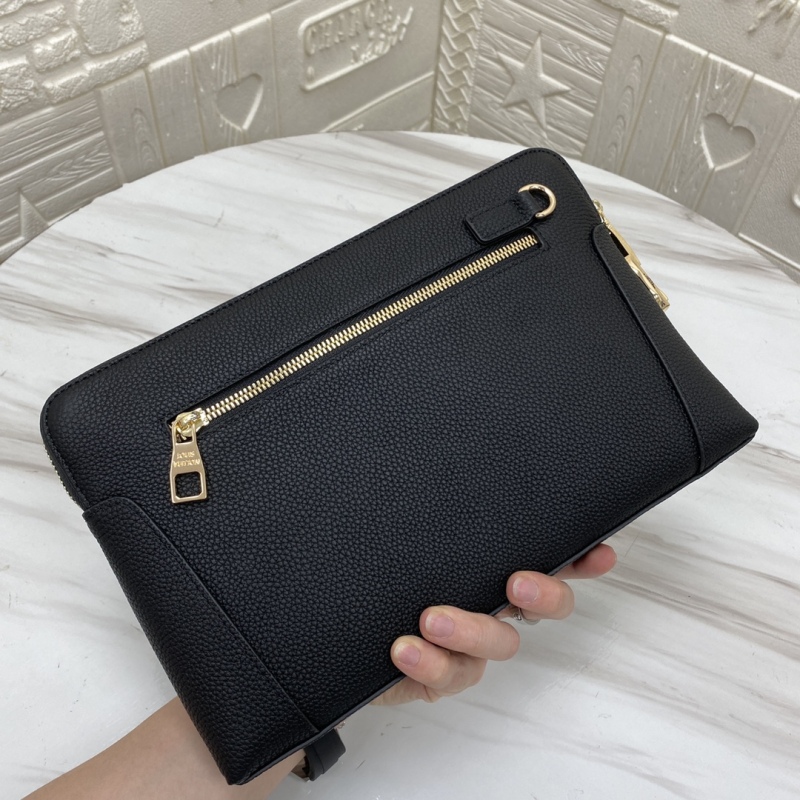 LV size  29X18X3.5  CM